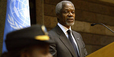 061115_kofi_anan_afp