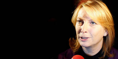 061124_doris bures_APA_HIRES