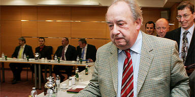 061205_fritz neugebauer_APA