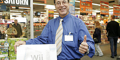 061208_EinkaufsSamstag_mariahilferstrasse_saturn_tz