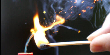 061228_chinaknaller rakete kracher_APA