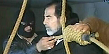 061230_saddam hussein 5_AFP
