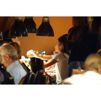 Elisabetta Canalis: Dinner mit Freunden