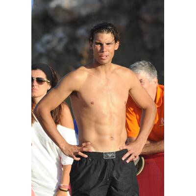 Rafael Nadal: Mit Freundin und Volleyball am Strand