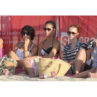 Rafael Nadal: Mit Freundin und Volleyball am Strand