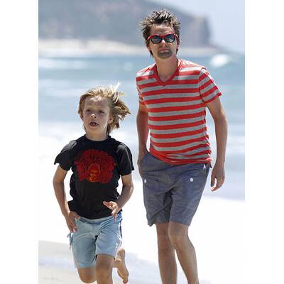 Kate Hudson, Matt Bellamy & Sohn Ryder am Strand von Malibu
