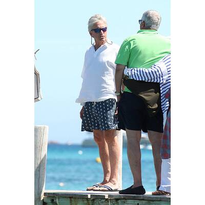 Jon Bon Jovi, Douglas und Zeta-Jones entspannt in St. Tropez