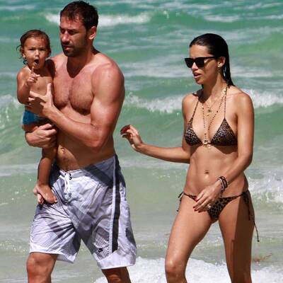 Adriana Lima: Familienausflug zum Strand