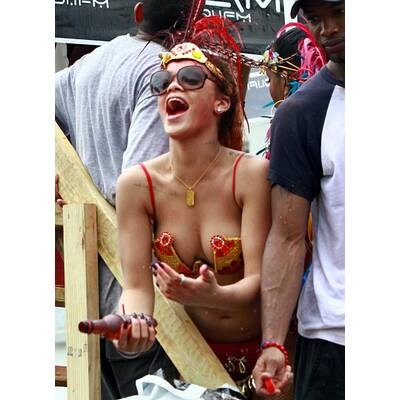 Partykönigin: Rihanna lässt's krachen