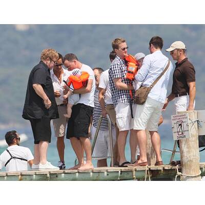 Elton John & David Furnish: Mit Baby in St. Tropez