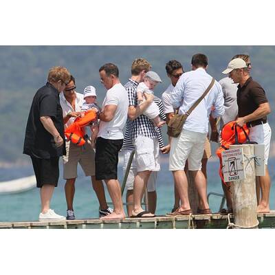 Elton John & David Furnish: Mit Baby in St. Tropez