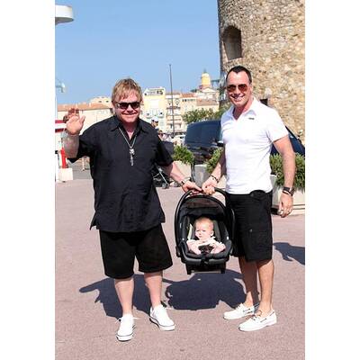 Elton John & David Furnish: Mit Baby in St. Tropez