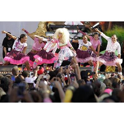 Nicki Minaj: Busenblitzer in Morgenshow