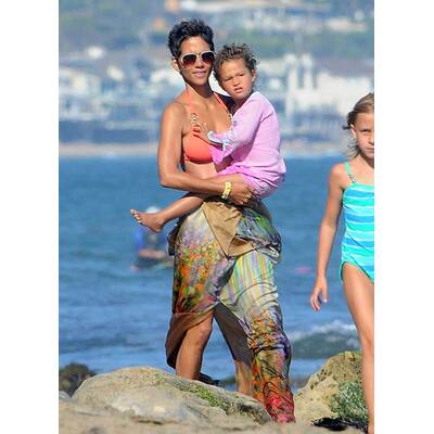 Halle Berry: So sexy feiert sie ihren 45. Geburtstag