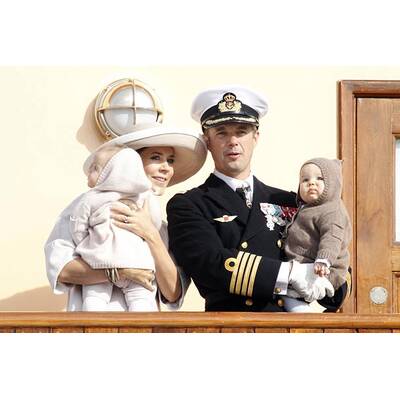 Kronprinz Frederik und Mary: Schifffahrt mit den Zwillingen