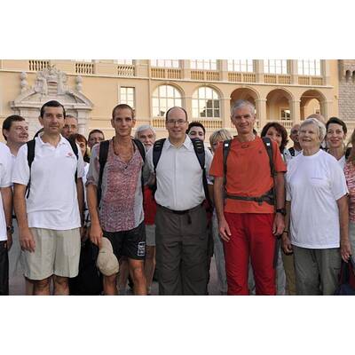 Fürst Albert II. auf Wanderschaft