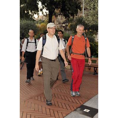 Fürst Albert II. auf Wanderschaft