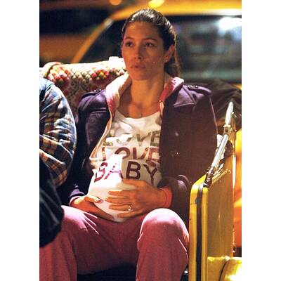 Jessica Biel mit Babybauch
