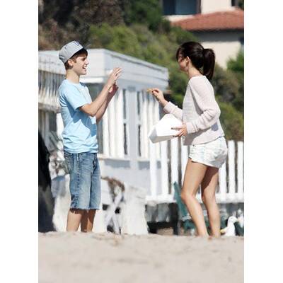 Justin Bieber & Selena Gomez: Romantischer Spaziergang