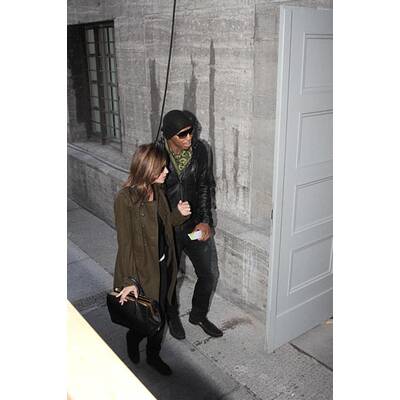 Elisabetta Canalis turtelt in Berlin