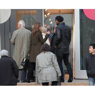 Elisabetta Canalis turtelt in Berlin