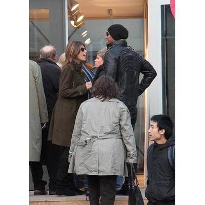 Elisabetta Canalis turtelt in Berlin