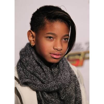 Willow Smiths Haarstyles
