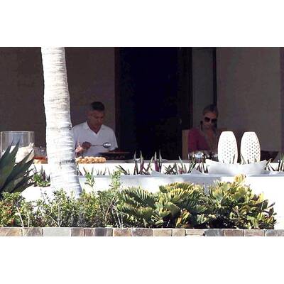 George Clooney & Stacy Keibler: Urlaub mit Cindy Crawford