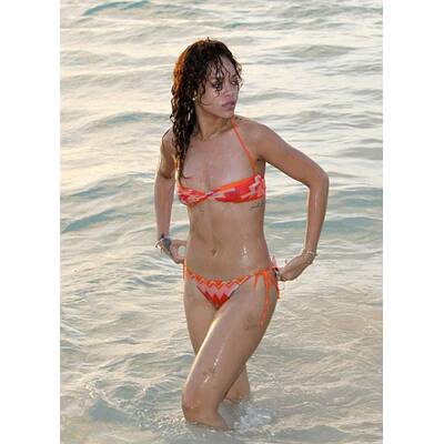 Rihanna: Wilder Badespaß mit ihrem Bruder