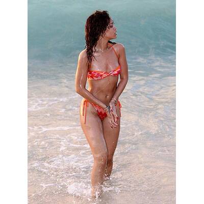 Rihanna: Wilder Badespaß mit ihrem Bruder