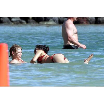 Vanessa Hudgens & Austin Butler auf Hawaii