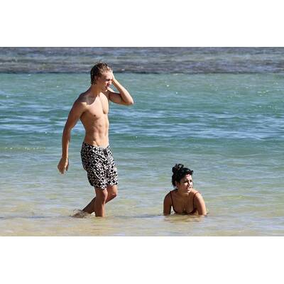 Vanessa Hudgens & Austin Butler auf Hawaii
