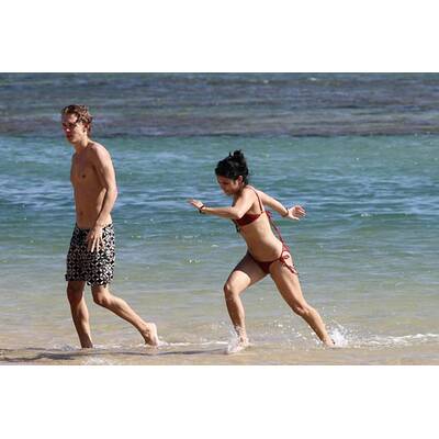 Vanessa Hudgens & Austin Butler auf Hawaii
