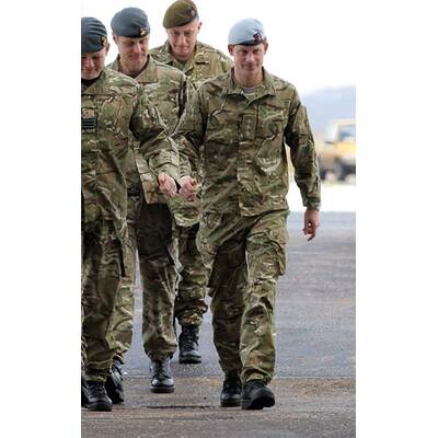 Seine Ausbildung zum Hubschrauber-Piloten ist abgeschlossen!