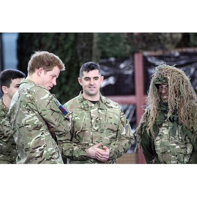 Seine Ausbildung zum Hubschrauber-Piloten ist abgeschlossen!