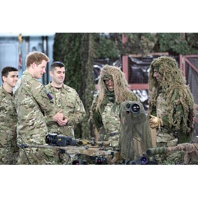 Seine Ausbildung zum Hubschrauber-Piloten ist abgeschlossen!