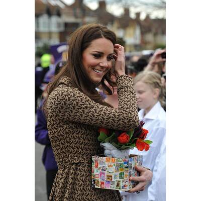 Herzogin Kate: Edler Auftritt in Grundschule