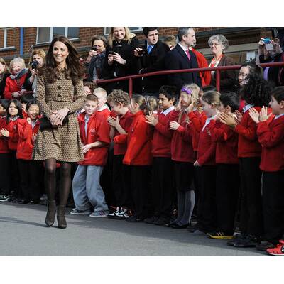 Herzogin Kate: Edler Auftritt in Grundschule