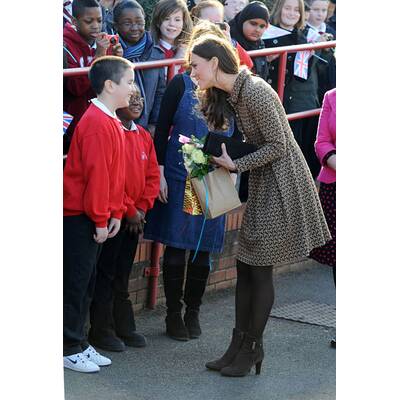 Herzogin Kate: Edler Auftritt in Grundschule