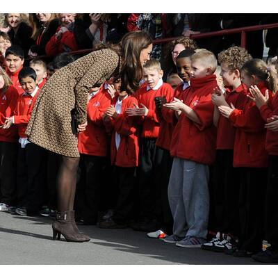 Herzogin Kate: Edler Auftritt in Grundschule