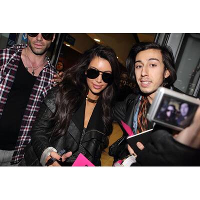 Kim Kardashian: Kahle Stelle am Kopf