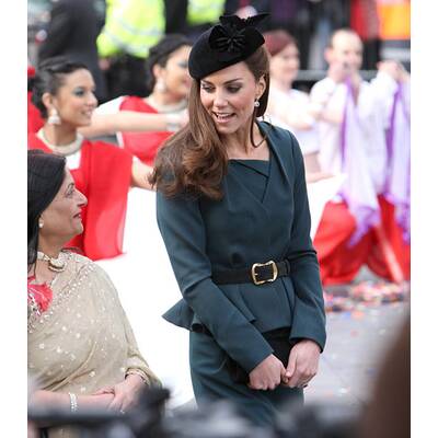 Kate strahlt die Krise mit Elisabeth II weg