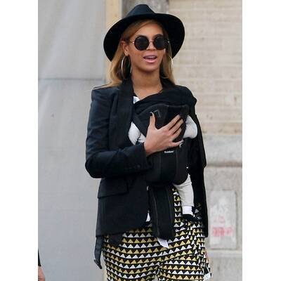 Kopfbedeckungen 2012