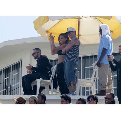 Lopez & Smart: Turteltauben am Set