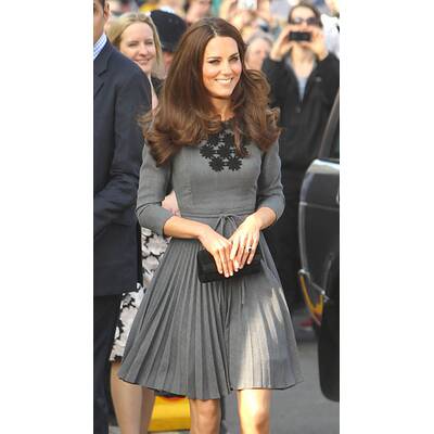 Charles & Kate: Bügeln für den guten Zweck