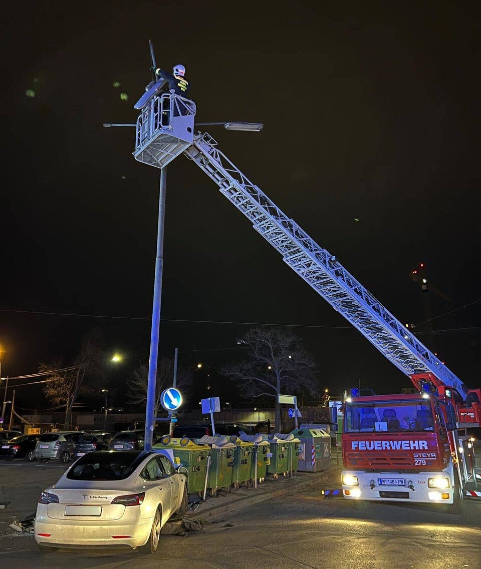 Spektakulärer Auto-Unfall in Wien