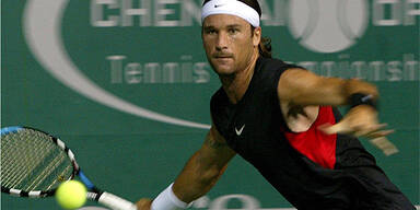 070103_carlos moya_APA