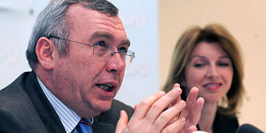 070104_gusenbauer_schaunig_krems_apa