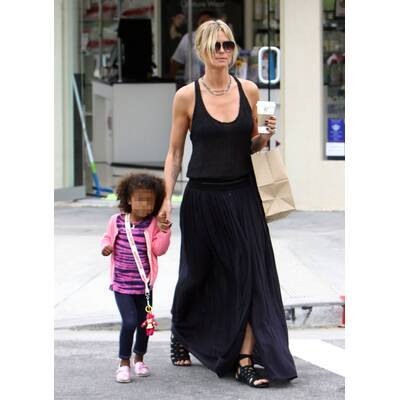 So lässig ist Heidi mit ihren Kids unterwegs 