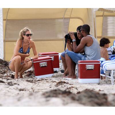 Doutzen Kroes: Das Plantschen geht weiter